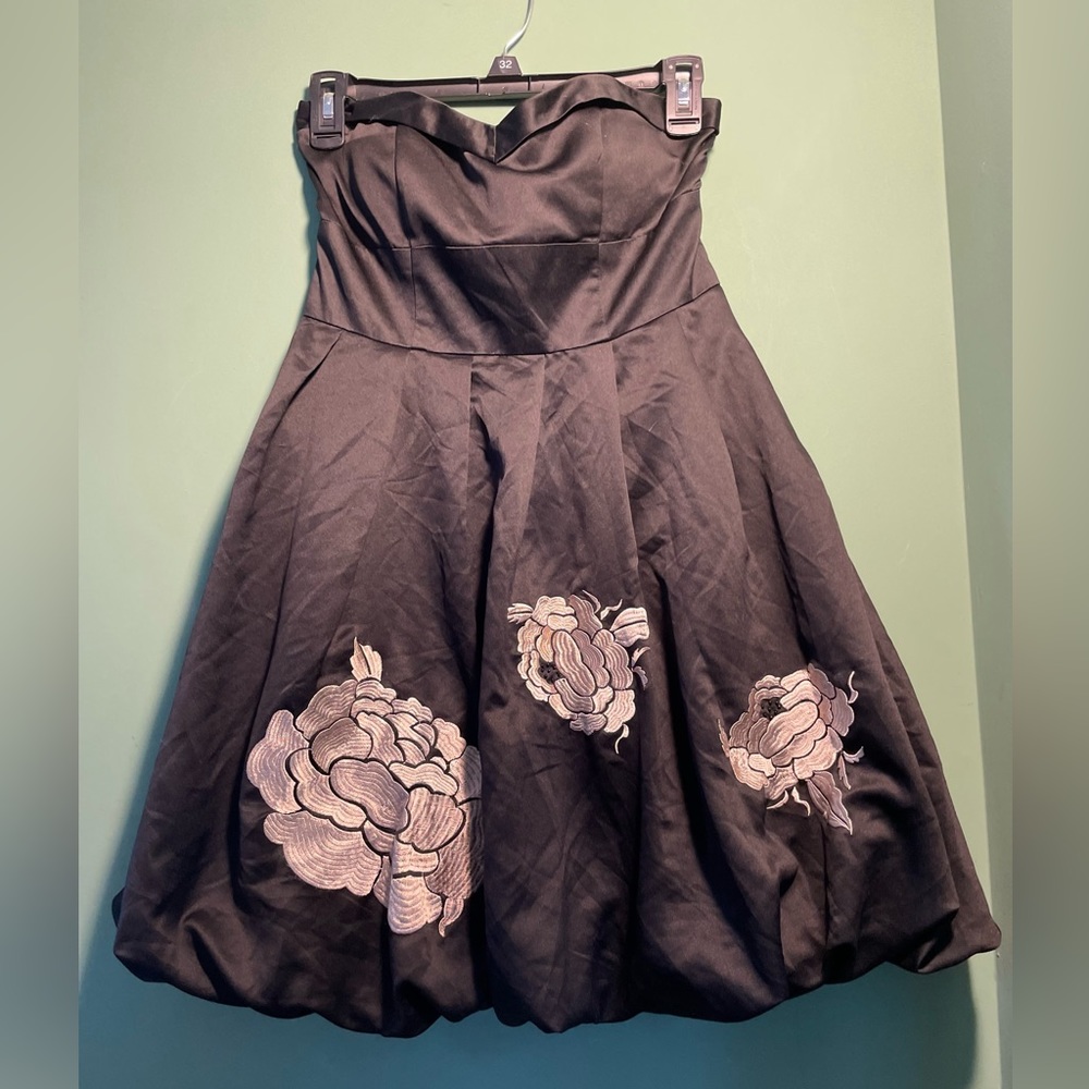 Forever 21 very cute ladies strapless dress size M